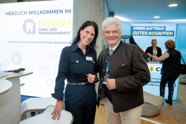 Klaus Burger MdL im Gespräch mit Cornelia Schwarz.