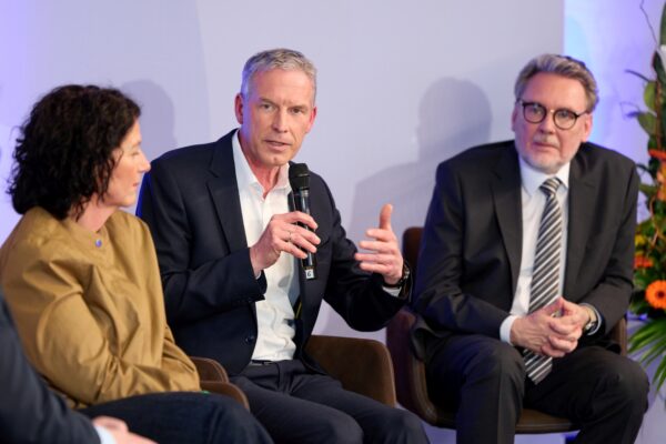 Jochen Haußmann MdL brachte die Positionen der FDP/DVP in die Diskussion ein.