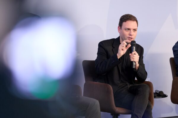 Florian Wahl MdL diskutierte über die gesundheitspolitischen Herausforderungen für die ambulante Versorgung.