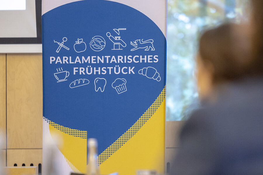 Übersichtsbild IZZ Parlamentarisches Frühstück 2025